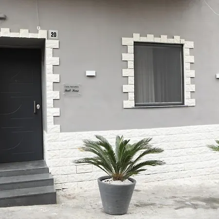 Santi House *